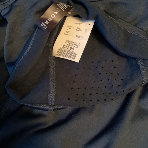 XL Reebok long sleeve - Picture 2 of 2